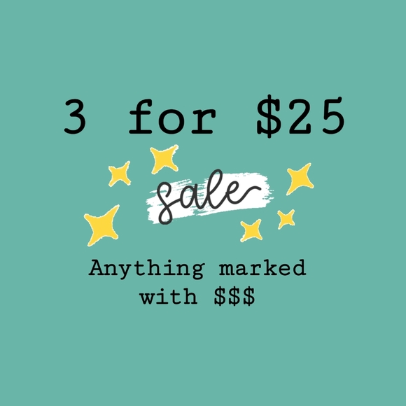 $$$ Aeropostal black and white design basic tee XS - Picture 2 of 4